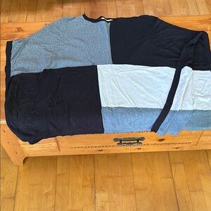 Color Block Short Sleeve Top